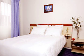 Comfort Suites Cannes Mandelieu Exterior foto